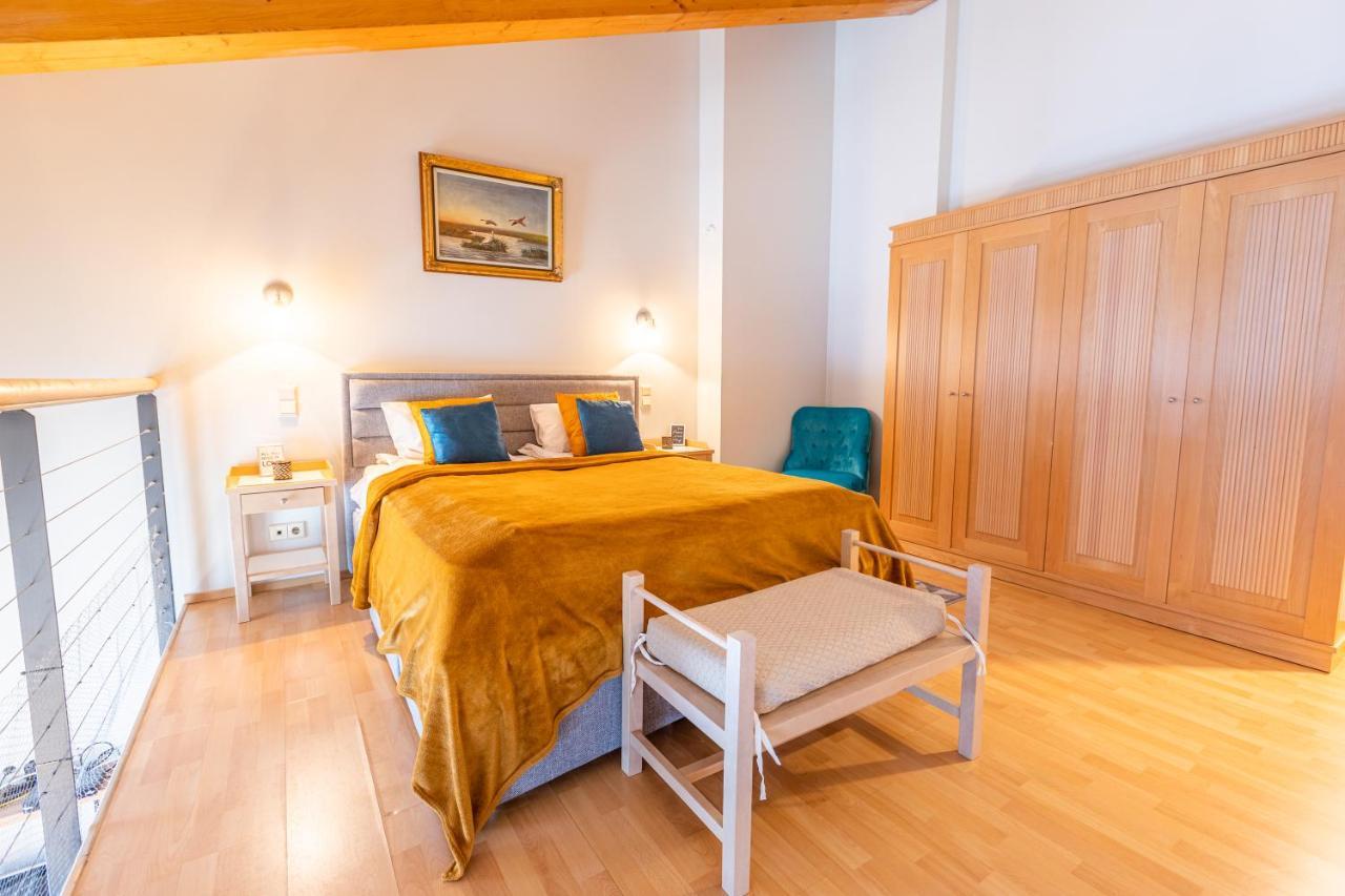 Daily Apartments - Split Level Apartment Near Port Tallinn Buitenkant foto